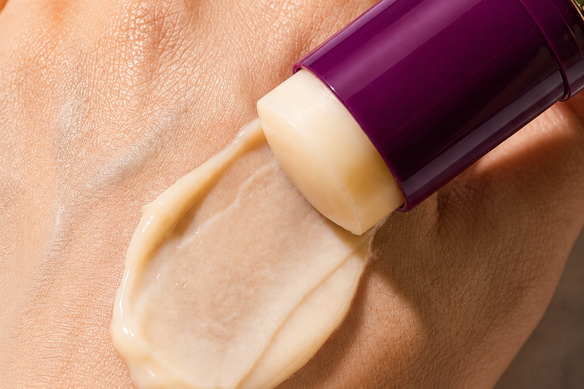 Multifunctional Eye Moisturizing Stick